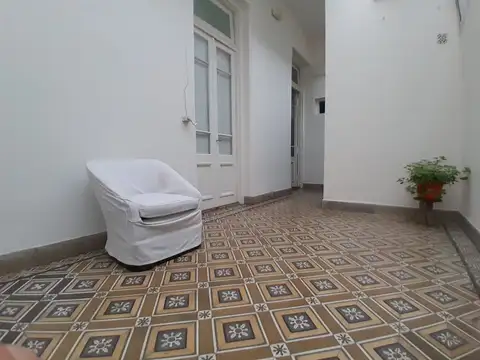 Depto Tipo Casa en Venta 64 años