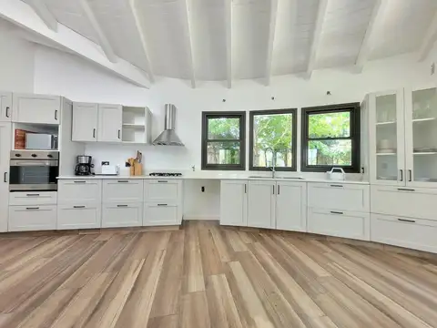 Casa alquiler  4 amb Febrero Tigre  expensas incl.