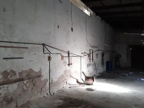 LOCALES - A LA CALLE - SAN FERNANDO - ESTE, GRAN BS. AS. NORTE