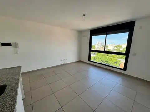 Departamento en Alquiler en Luis Agote, $ 300.000