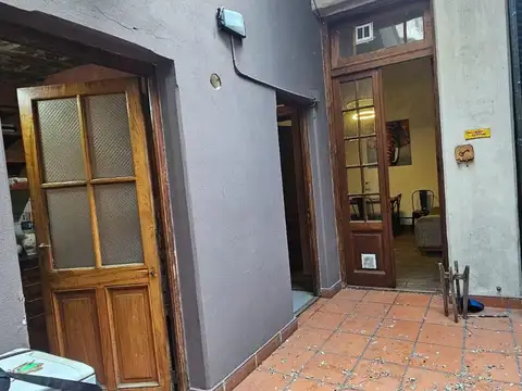 Rivadavia al 9200
