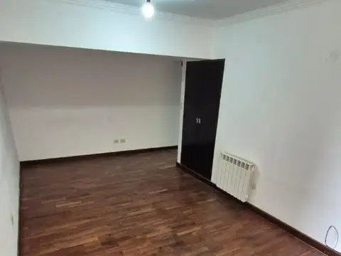 DEPARTAMENTO CON BUENA UBICACION