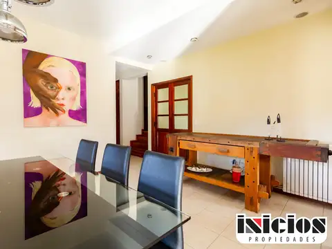Casa en Venta con 1 cochera