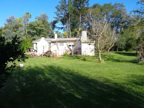 Casa en Venta con 3 cocheras