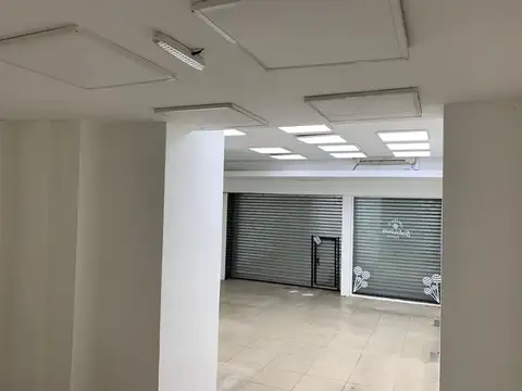 Local en Alquiler 50 años