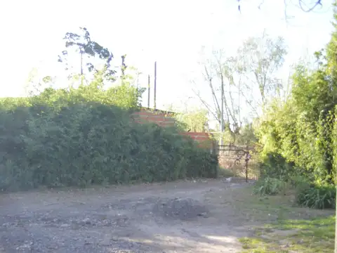 Casa 3 ambientes con 1 baño