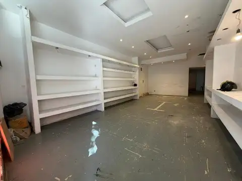 Excelente local doble en Belgrano R — 210m2