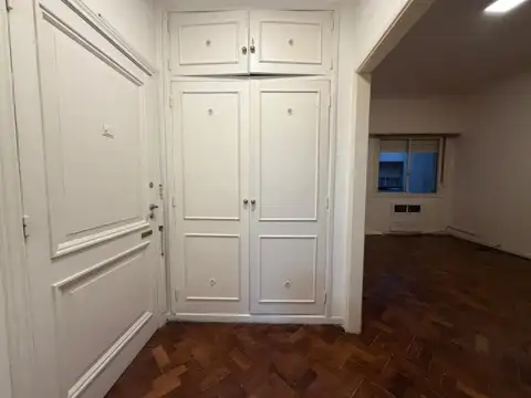 Departamento en Alquiler en Monserrat, CABA