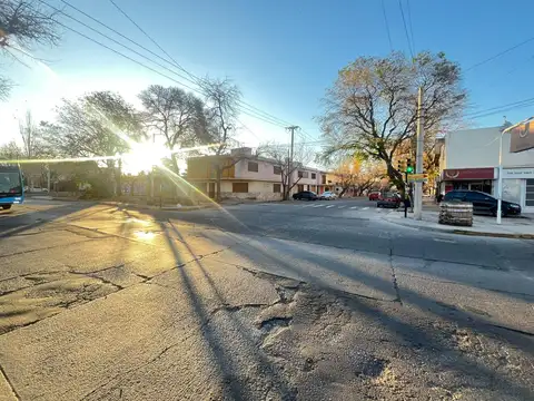 Casa en venta ideal flipping inmobiliario - cuartel sección Mendoza
