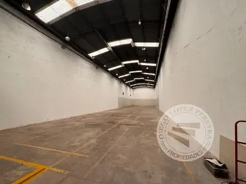 Galpon en Alquiler en Munro, $ 5.000.000