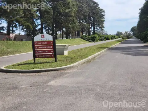 Venta  Lote en  Pinares Country Club al Golf -Exaltacion de la Cruz - Capilla del Señor