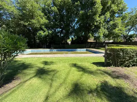 Lote en venta 965 m2 ubicado en Ezeiza c/piscina