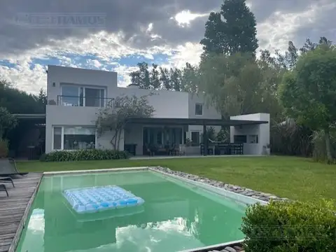 Casa en Alquiler Temporal al Noroeste