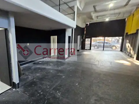 Local en Venta 40 años