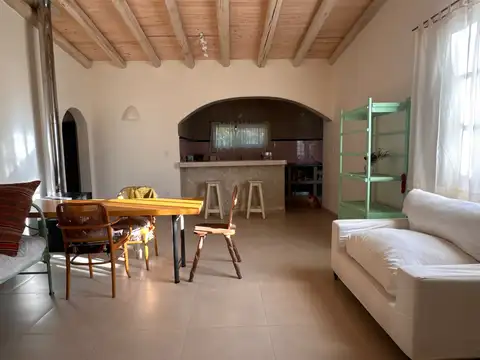 Se vende impecable casa con vista a la montaña en Villa de las Rosas, Traslasierra, Cordoba