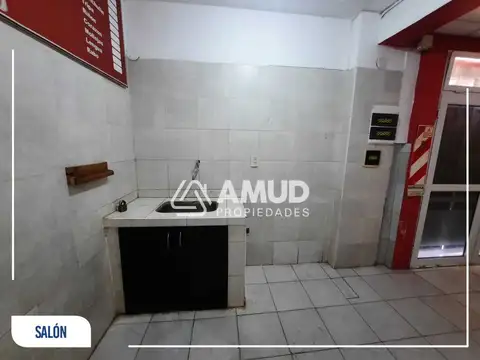 Local en Alquiler en Villa Chica, $ 450.000