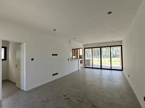 Casa en Venta en Pilar Del Este, USD 165.000