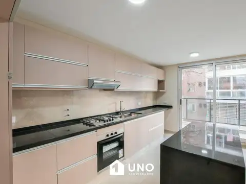 Pje. Cajaraville y Colón - Amplio Dpto de 2 Dormitorios Externo. Posibilidad cochera. 