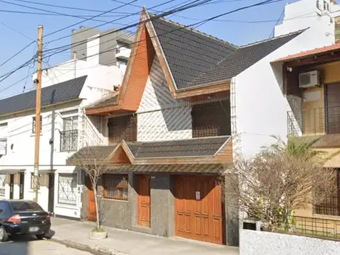 CASITA 3 AMB 3 AUTOS PATIO 150 M2