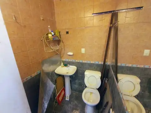 Local en Venta en Olivos, USD 110.000