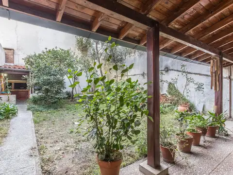 Casa en Alquiler en Chacarita, USD 4.000