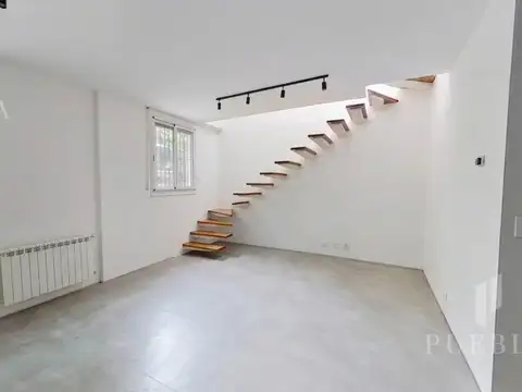 Depto Tipo Casa en Venta 1 año