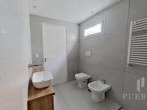 Depto Tipo Casa en Venta al Noreste