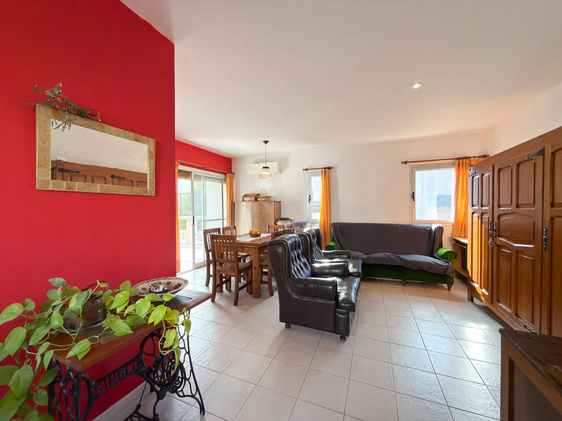 Dúplex moderno de 2 dormitorios + oficina en Barrio Procrear