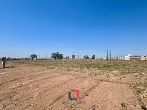 Lotes Colindantes en PAMPAS DE MANANTIALES (apto duplex)
