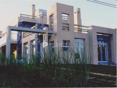 DEPARTAMENTO 3 DORMITORIOS - MANANTIALES