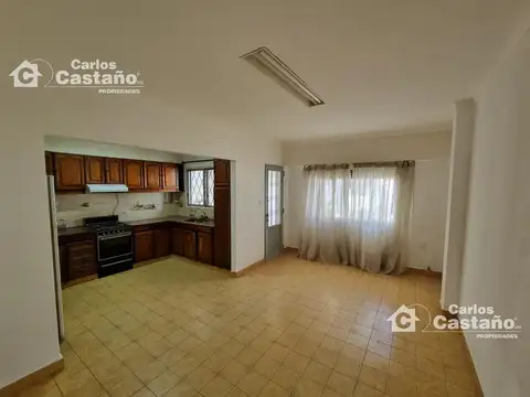 Casa en Alquiler 40 años