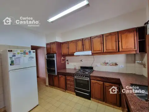 Casa en Alquiler al Oeste