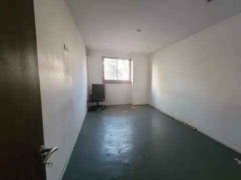 OFICINA EN FOCO COMERCIAL - 95 m2