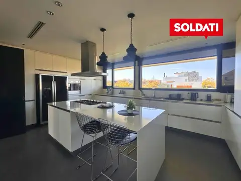 Casa en alquiler anual con muebles Golf Nordelta