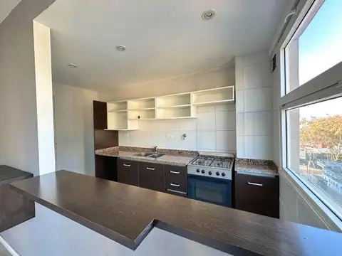 Departamento de 2 ambientes con cochera