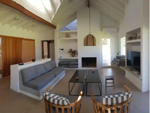 Quinta en Venta en La Colina Golf Y Polo, USD 490.000