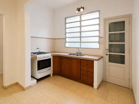 Depto Tipo Casa en Alquiler con 1 cocheras