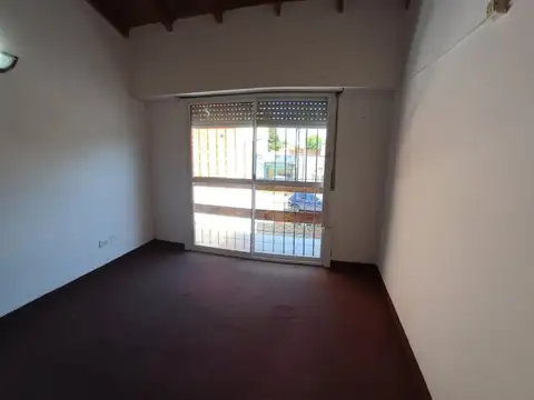 Casa en Alquiler 25 años