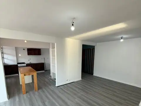 SEMIPISO 3 AMBIENTES 2 BAÑOS APTO PROFESIONAL