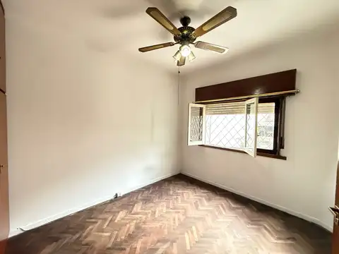 Casa en Alquiler en Banfield, $ 1.200.000