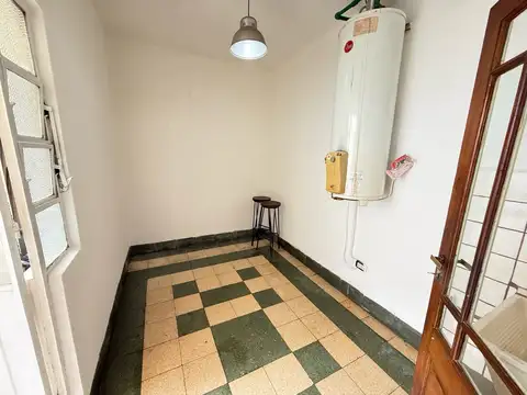 Alquiler de Casa 3 ambientes en Banfield