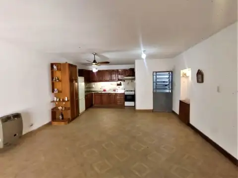 Depto Tipo Casa 3 ambientes con 1 baño