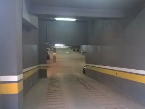 Cochera en Venta Fija