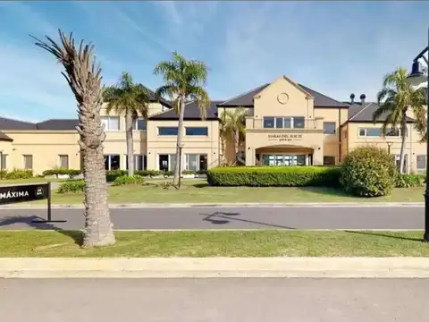 CASA DE 9 AMBIENTES VENTA HARAS DEL SUR III
