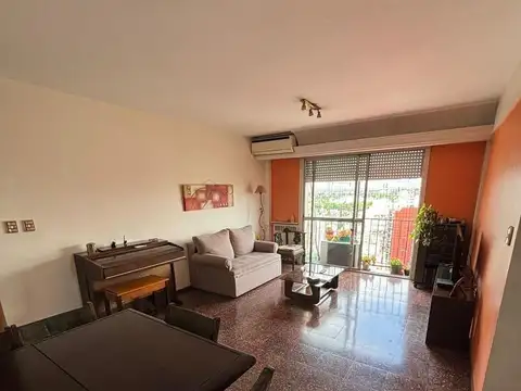 Departamento en venta - 3 Dormitorios 2 Baños - Parque Chacabuco