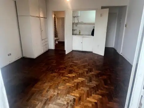 Scalabrini Ortiz 1600, Piso 8