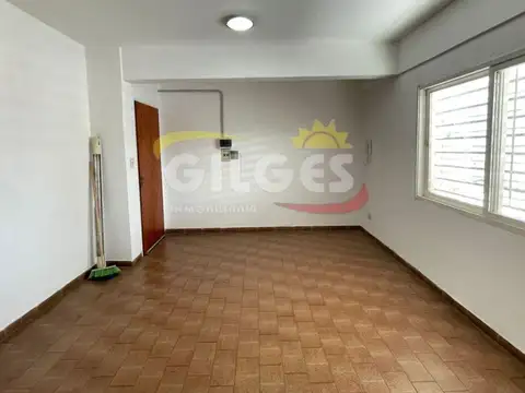 Alquiler Oficina 25 M² con baño - Moron