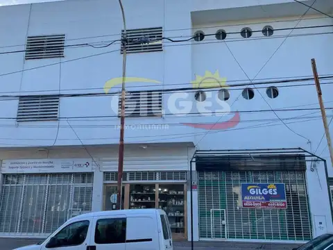 Alquiler Oficina 25 M² con baño - Moron