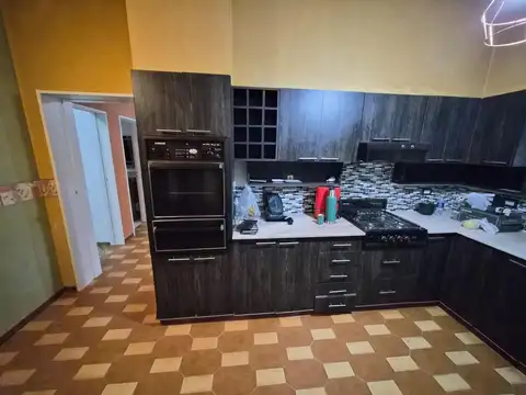 Hermosa casa en San Miguel.- ¡Apta para crédito!