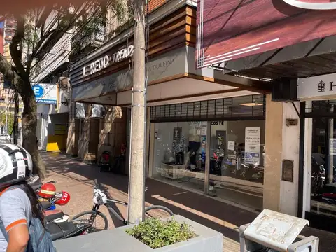 Local comercial céntrico. Ideal para inversión.